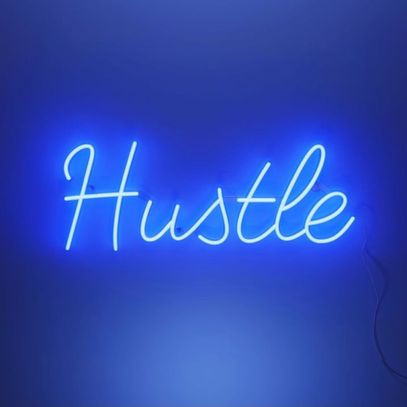 🥰Meet Your Seller..❗️ - Picture 11 of 11